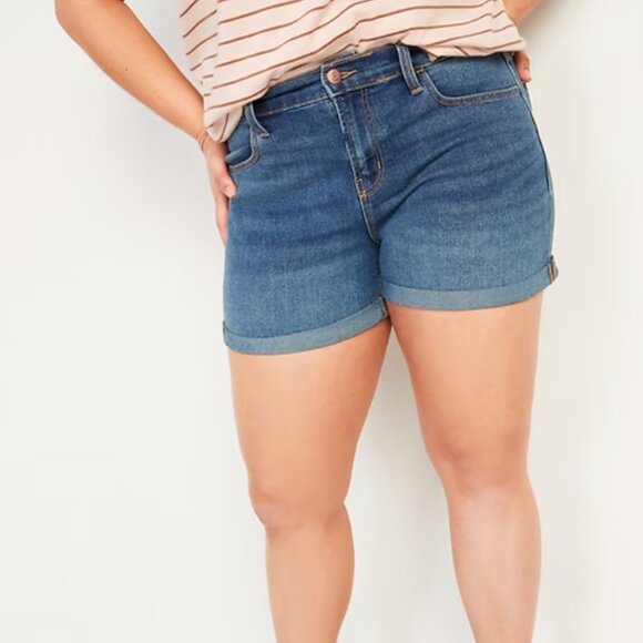 Old Navy Dark Wash Cuffed Denim Shorts Size 16 - Picture 1 of 6